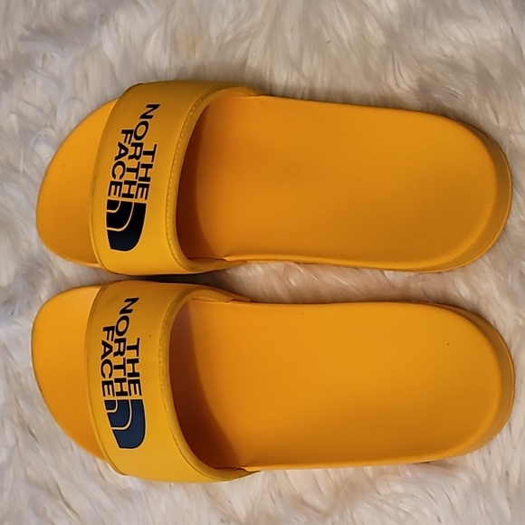 The North Face Slides - Picture 5 of 5
